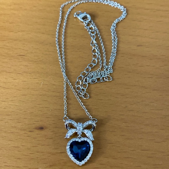 Sterling Silver Overlay Swarovski Crystal Pendent Necklace New - Picture 1 of 6